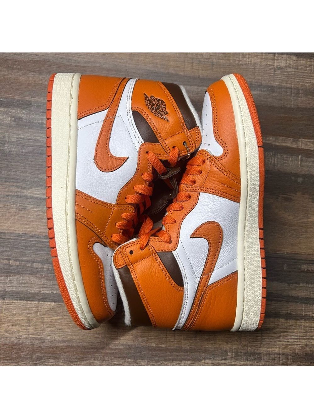 Nike Wmns Air Jordan 1 High OG Starfish Women’s 6.5 Orange NWT - Picture 3 of 9